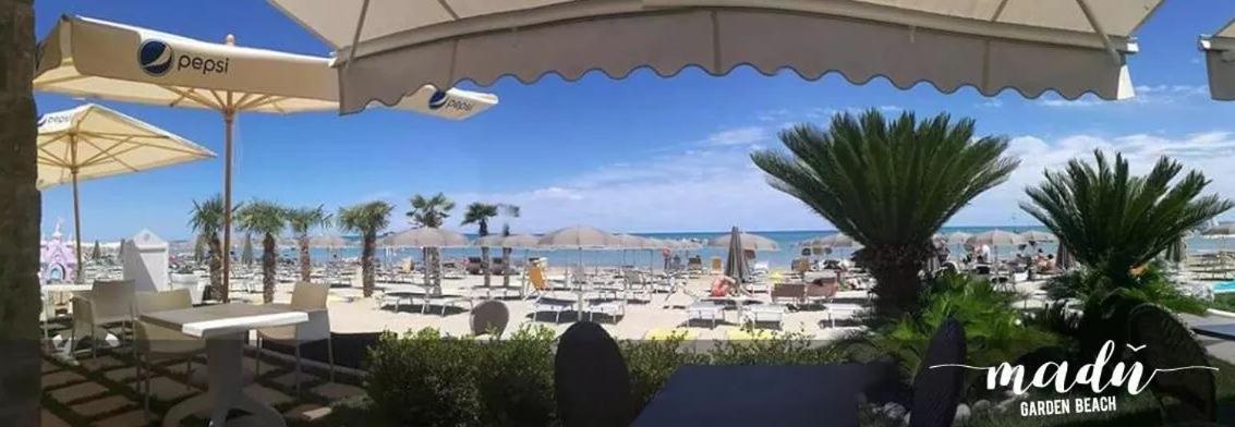 Hotel La Perla Cupra Marittima Extérieur photo
