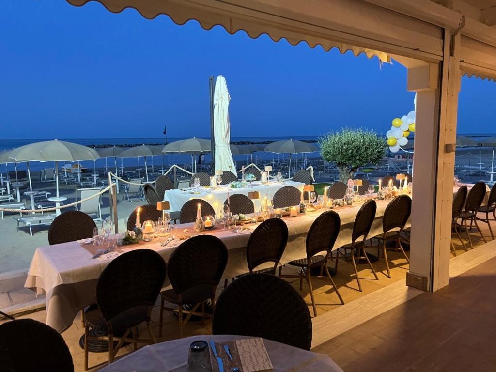 Hotel La Perla Cupra Marittima Extérieur photo