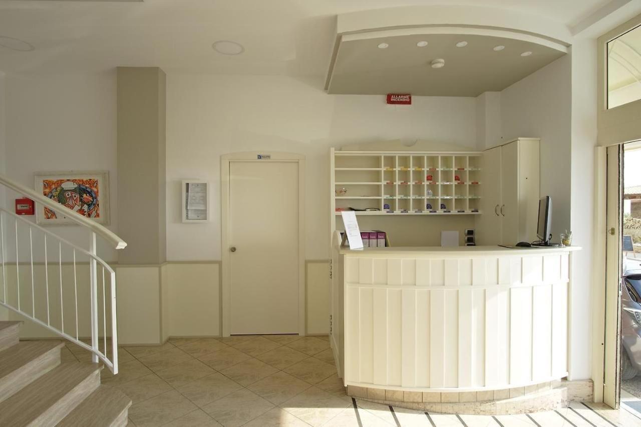 Hotel La Perla Cupra Marittima Extérieur photo