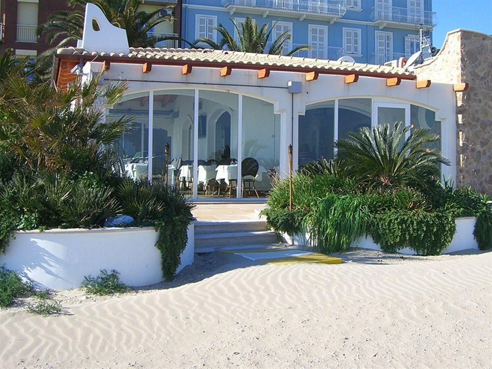 Hotel La Perla Cupra Marittima Extérieur photo