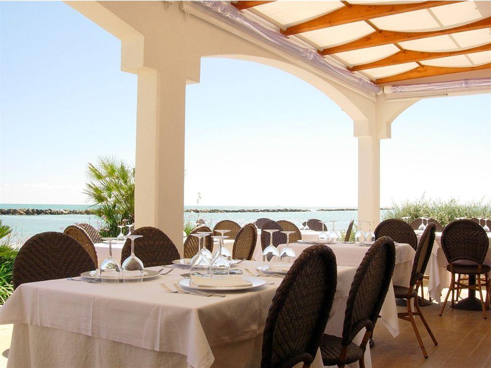 Hotel La Perla Cupra Marittima Extérieur photo