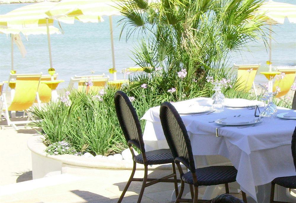 Hotel La Perla Cupra Marittima Extérieur photo