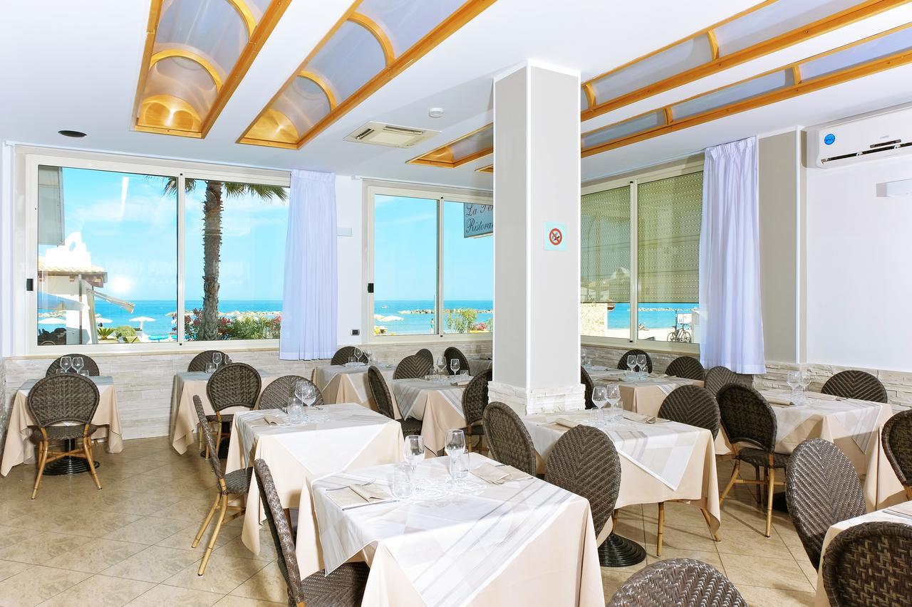 Hotel La Perla Cupra Marittima Extérieur photo