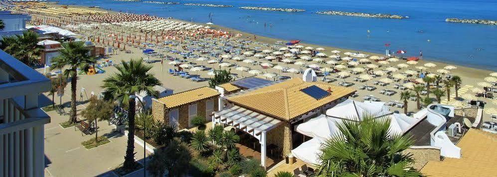 Hotel La Perla Cupra Marittima Extérieur photo